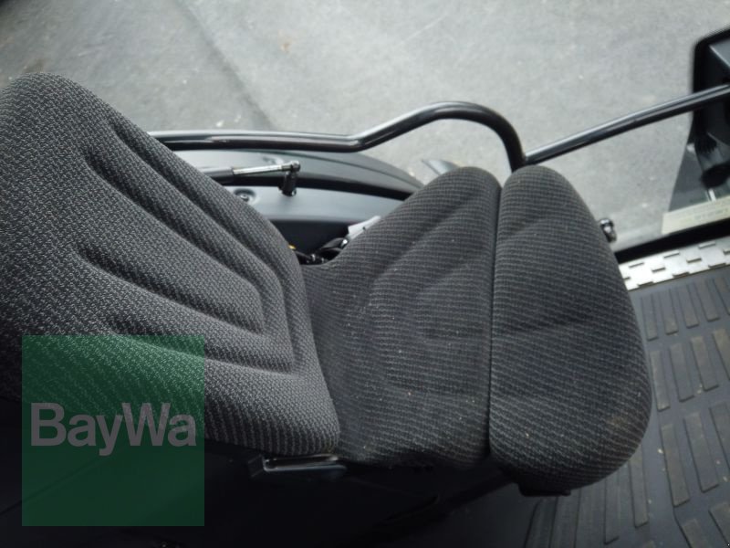 Traktor des Typs Valtra Q305 VALTRA TRAKTOR, Gebrauchtmaschine in Erbach (Bild 24)