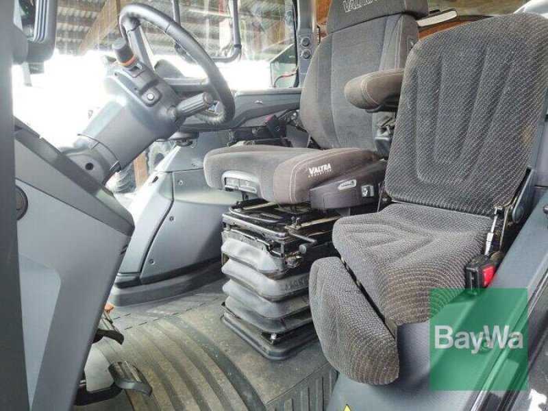 Traktor des Typs Valtra Q305 VALTRA TRAKTOR, Gebrauchtmaschine in München (Bild 15)