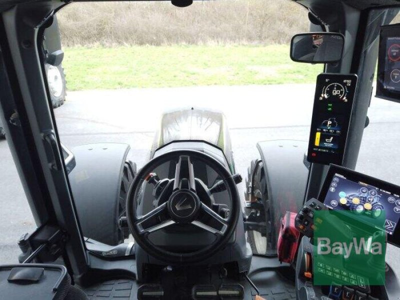 Traktor des Typs Valtra Q305 VALTRA TRAKTOR, Gebrauchtmaschine in München (Bild 17)