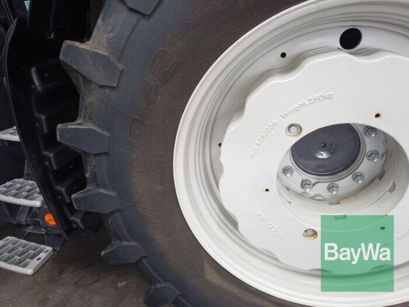 Traktor des Typs Valtra Q305 VALTRA TRAKTOR, Gebrauchtmaschine in München (Bild 10)