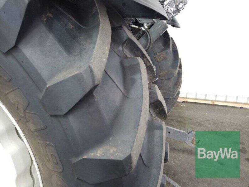 Traktor des Typs Valtra Q305 VALTRA TRAKTOR, Gebrauchtmaschine in München (Bild 11)