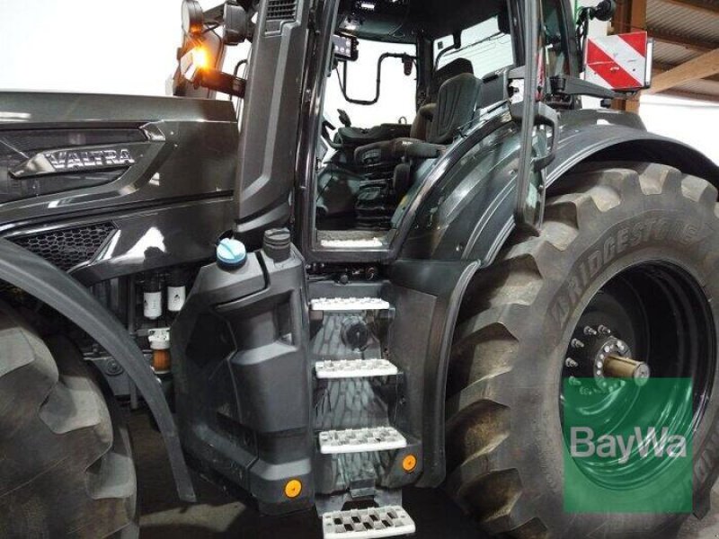 Traktor des Typs Valtra Q305 VALTRA TRAKTOR, Gebrauchtmaschine in München (Bild 16)