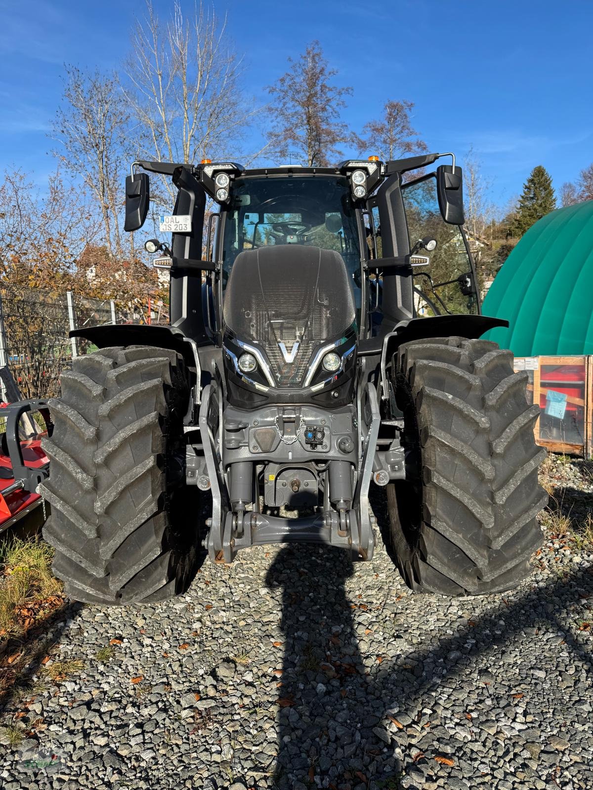 Traktor Türe ait Valtra Q305, Gebrauchtmaschine içinde Marktoberdorf (resim 2)