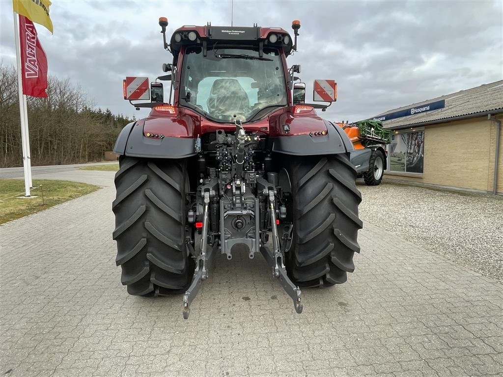 Traktor des Typs Valtra Q305, Gebrauchtmaschine in Nimtofte (Bild 8)