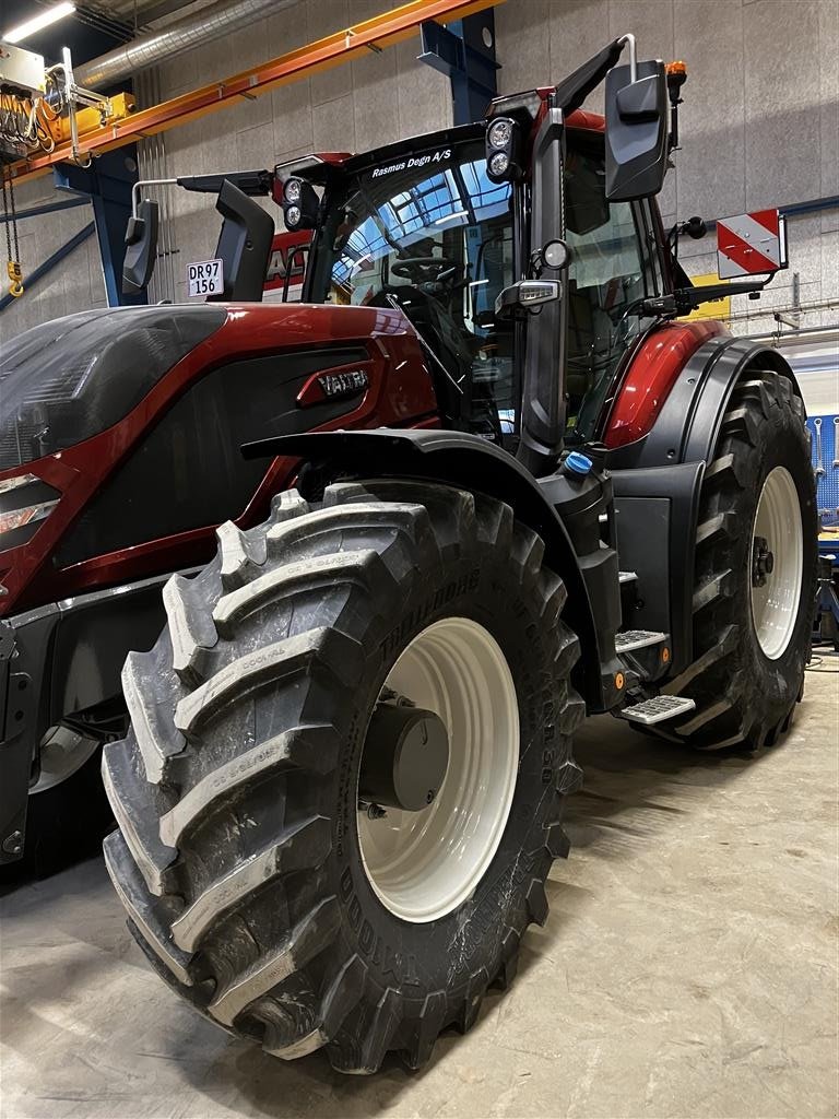 Traktor типа Valtra Q305, Gebrauchtmaschine в Høng (Фотография 2)