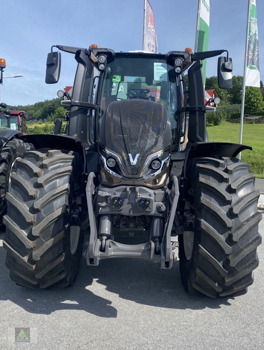 Traktor tipa Valtra Q305, Vorführmaschine u Markt Hartmannsdorf (Slika 2)