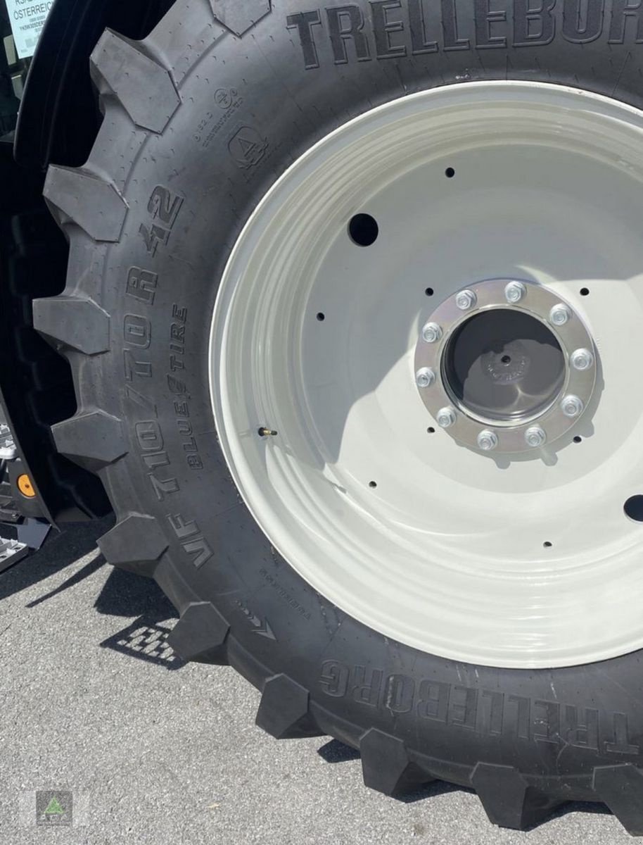 Traktor типа Valtra Q305, Vorführmaschine в Markt Hartmannsdorf (Фотография 3)
