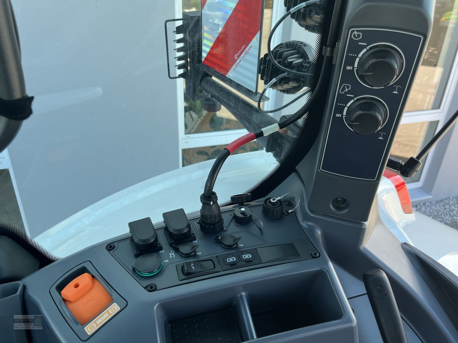 Traktor za tip Valtra Q305, Neumaschine u Gerasdorf (Slika 26)