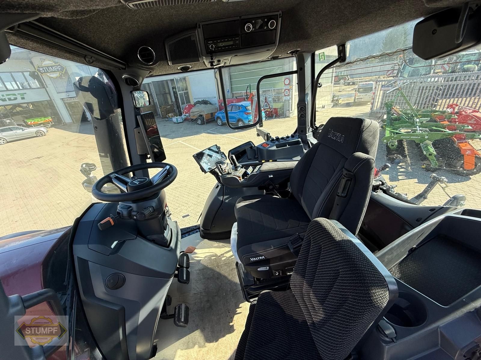 Traktor za tip Valtra Q305, Gebrauchtmaschine u Grafenstein (Slika 7)