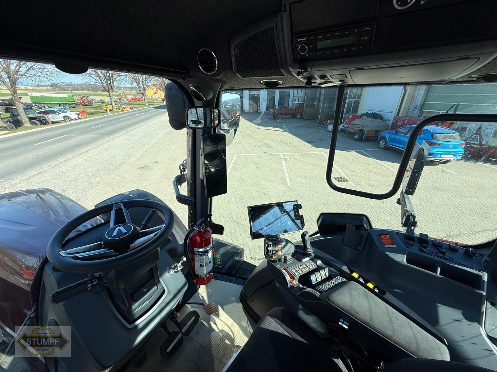 Traktor za tip Valtra Q305, Gebrauchtmaschine u Grafenstein (Slika 2)