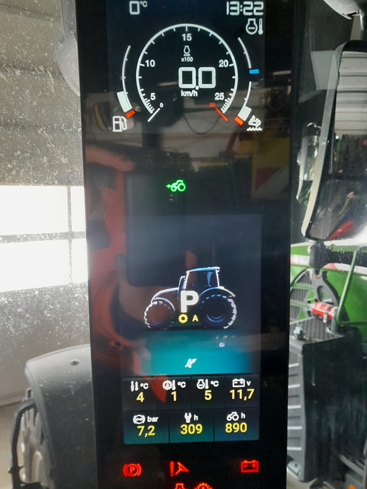 Traktor del tipo Valtra Q305, Gebrauchtmaschine In Trochtelfingen (Immagine 6)