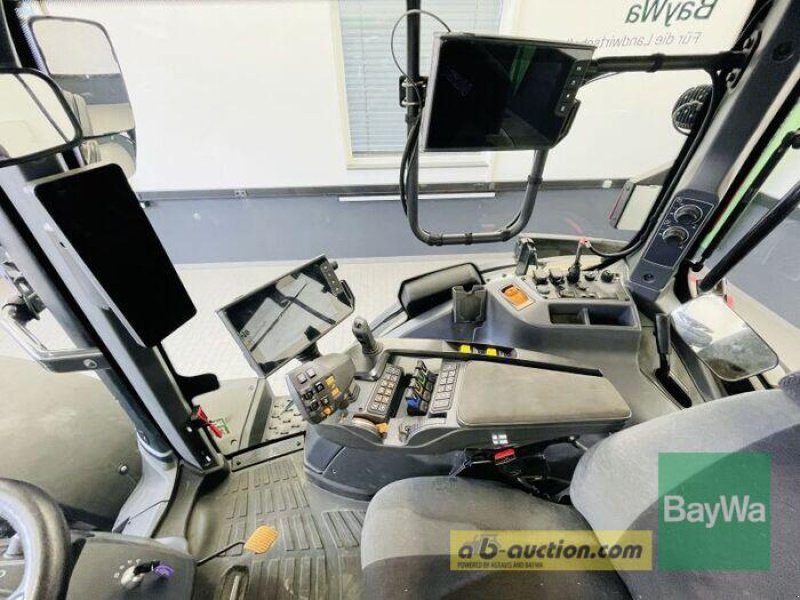 Traktor des Typs Valtra Q305, Gebrauchtmaschine in Manching (Bild 4)
