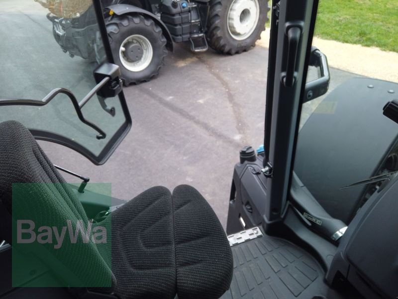 Traktor des Typs Valtra Q305, Gebrauchtmaschine in Erbach (Bild 15)