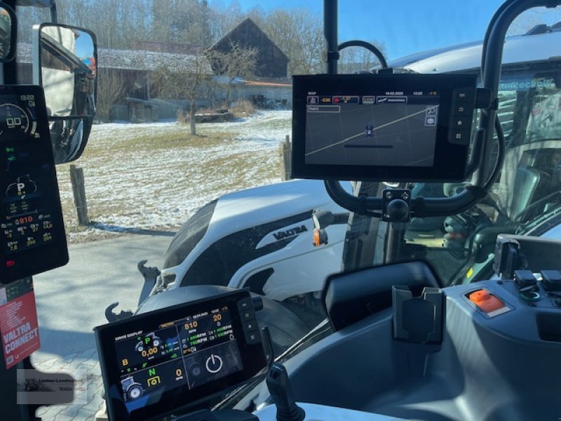 Traktor typu Valtra Q305, Gebrauchtmaschine v Weiden/Theisseil (Obrázek 6)