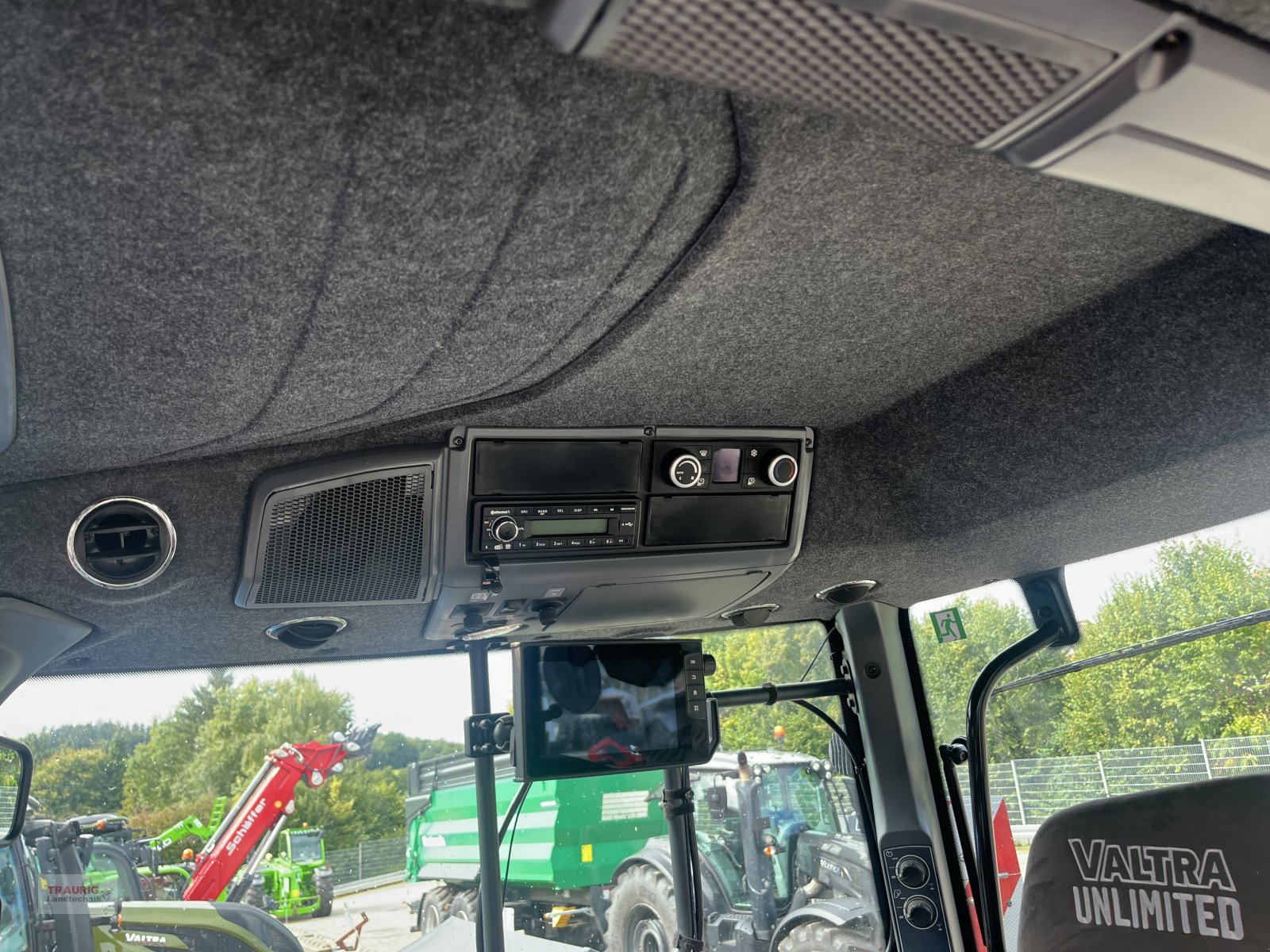 Traktor a típus Valtra Q305, Gebrauchtmaschine ekkor: Mainburg/Wambach (Kép 11)