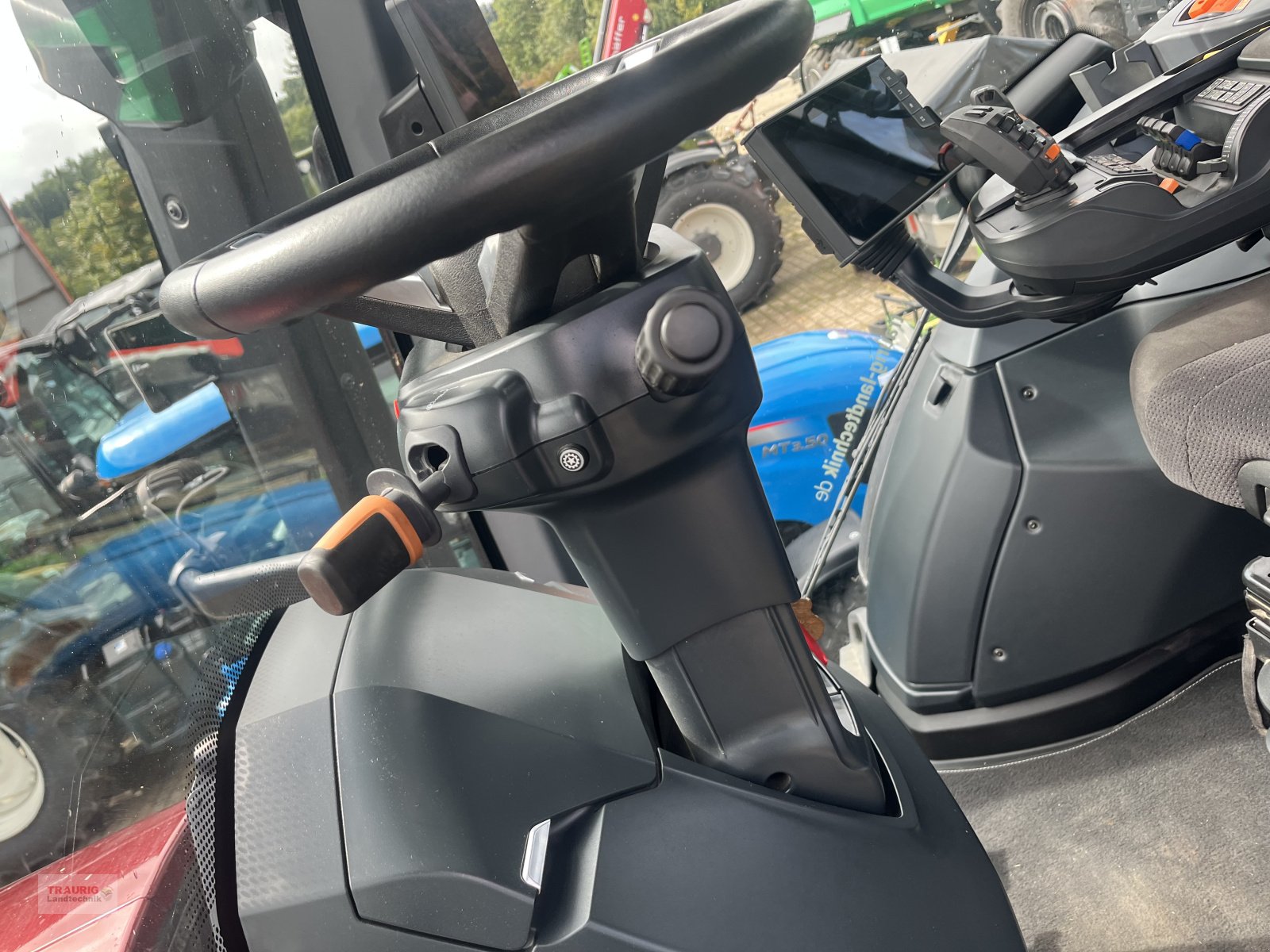 Traktor a típus Valtra Q305, Gebrauchtmaschine ekkor: Mainburg/Wambach (Kép 12)