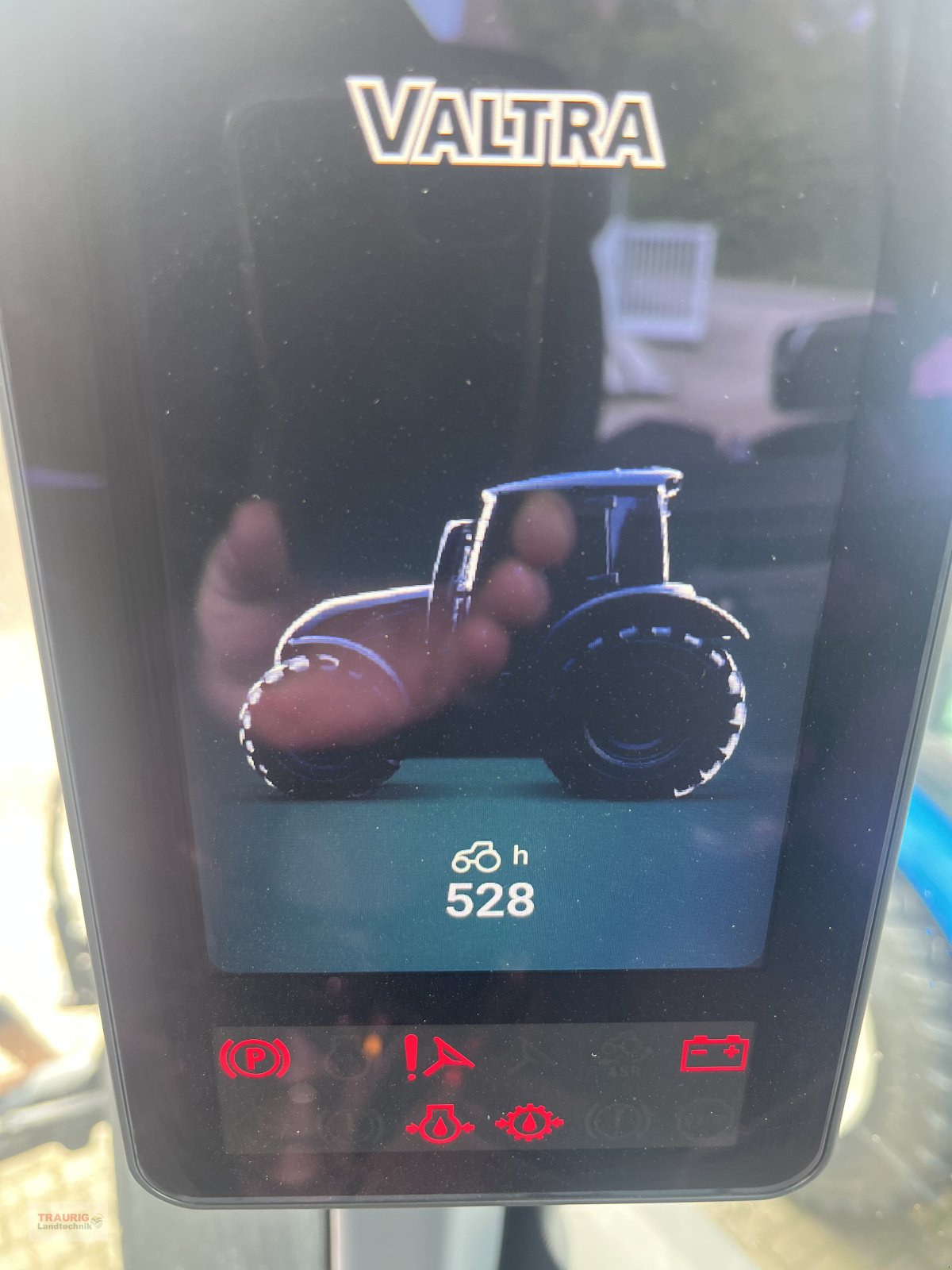 Traktor a típus Valtra Q305, Gebrauchtmaschine ekkor: Mainburg/Wambach (Kép 17)