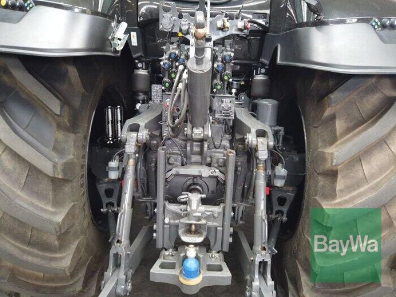 Traktor des Typs Valtra Q305, Gebrauchtmaschine in München (Bild 8)