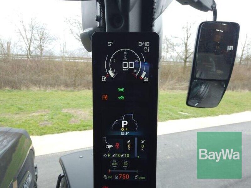 Traktor des Typs Valtra Q305, Gebrauchtmaschine in München (Bild 17)