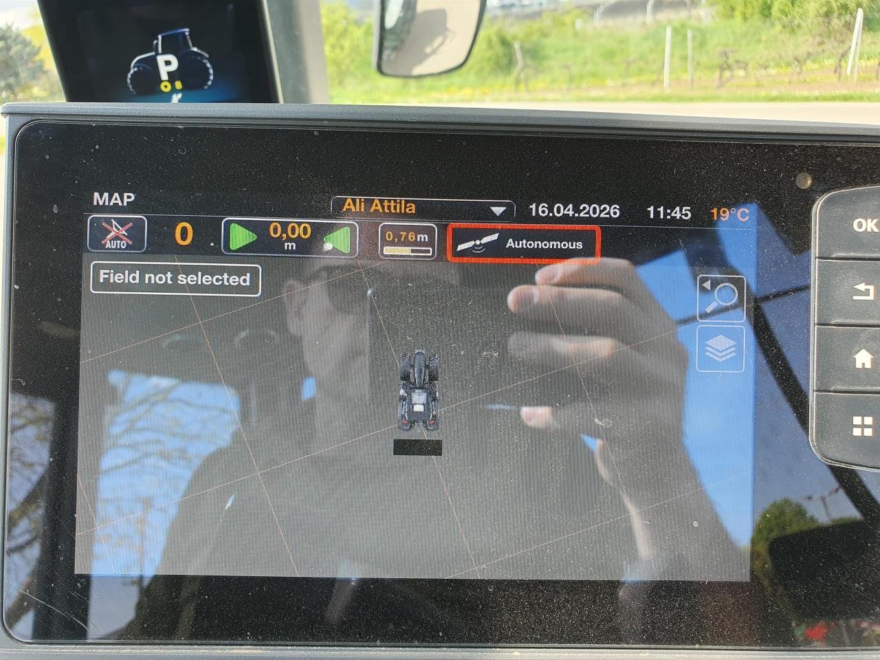 Traktor of the type Valtra Q305, Gebrauchtmaschine in Niederkirchen (Picture 10)