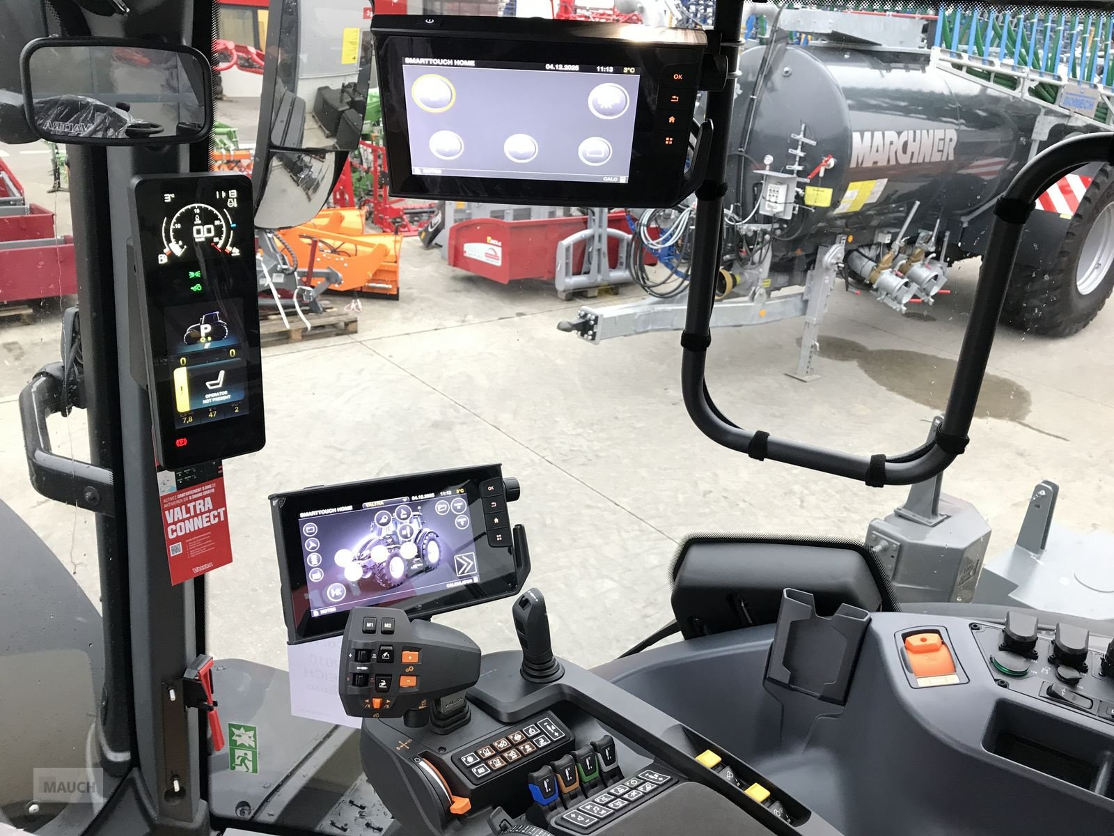 Traktor tipa Valtra Q305, Neumaschine u Burgkirchen (Slika 11)