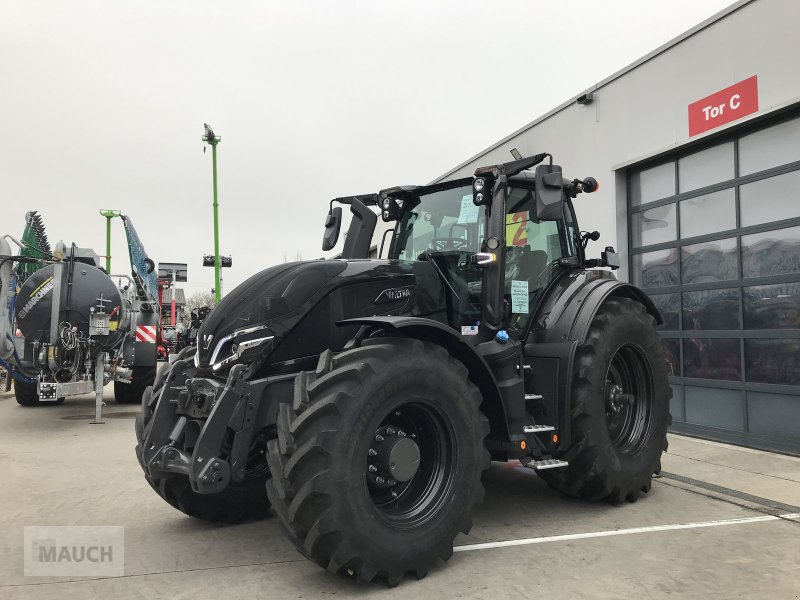 Traktor del tipo Valtra Q305, Neumaschine en Burgkirchen (Imagen 1)