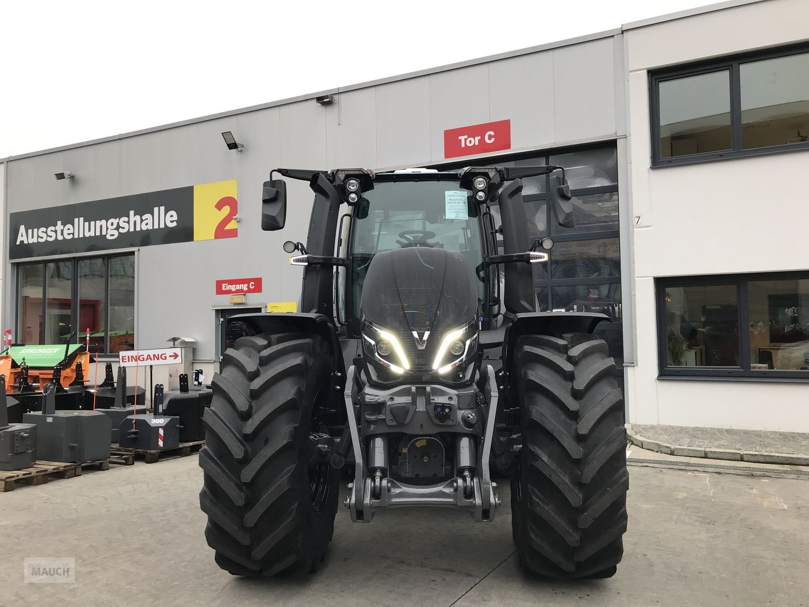 Traktor tipa Valtra Q305, Neumaschine u Burgkirchen (Slika 3)