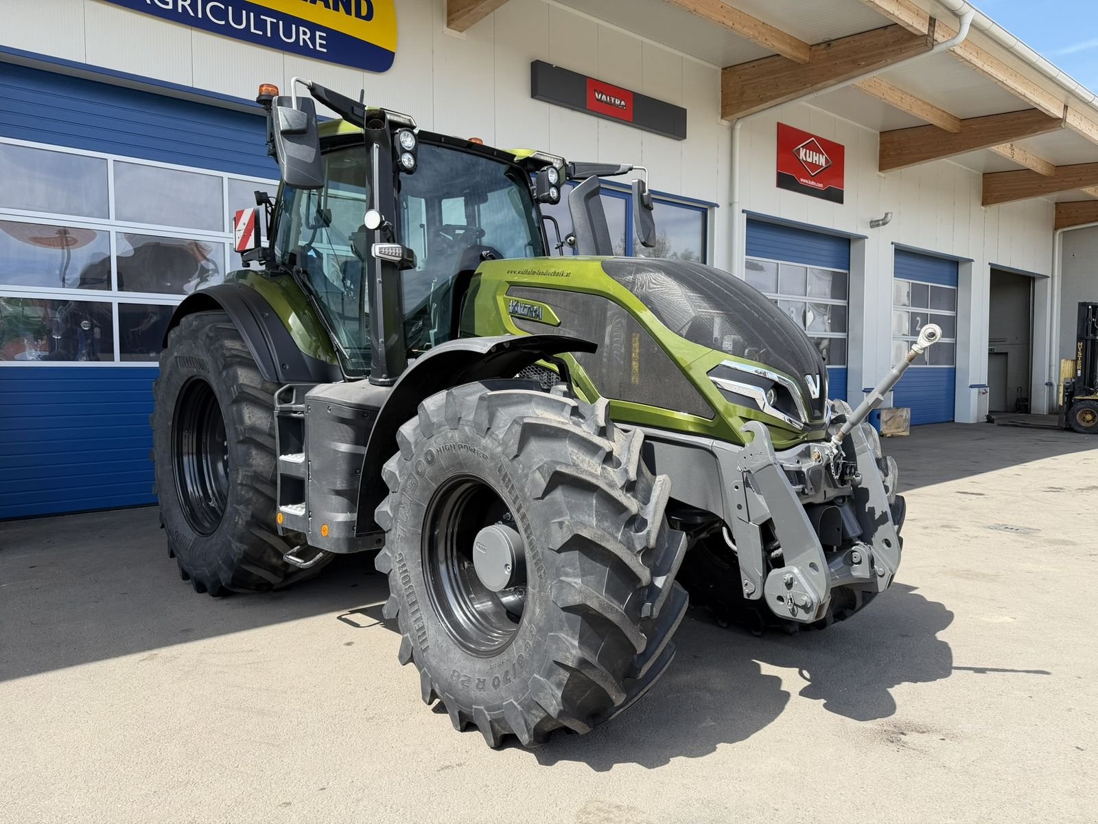 Traktor типа Valtra Q305, Vorführmaschine в Göpfritz (Фотография 3)