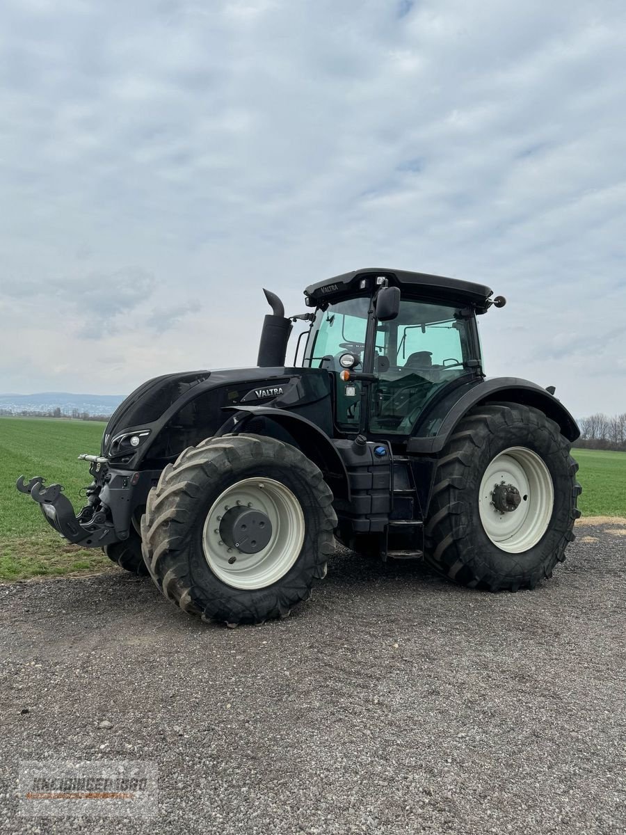 Traktor of the type Valtra S 374, Gebrauchtmaschine in Altenfelden (Picture 4)