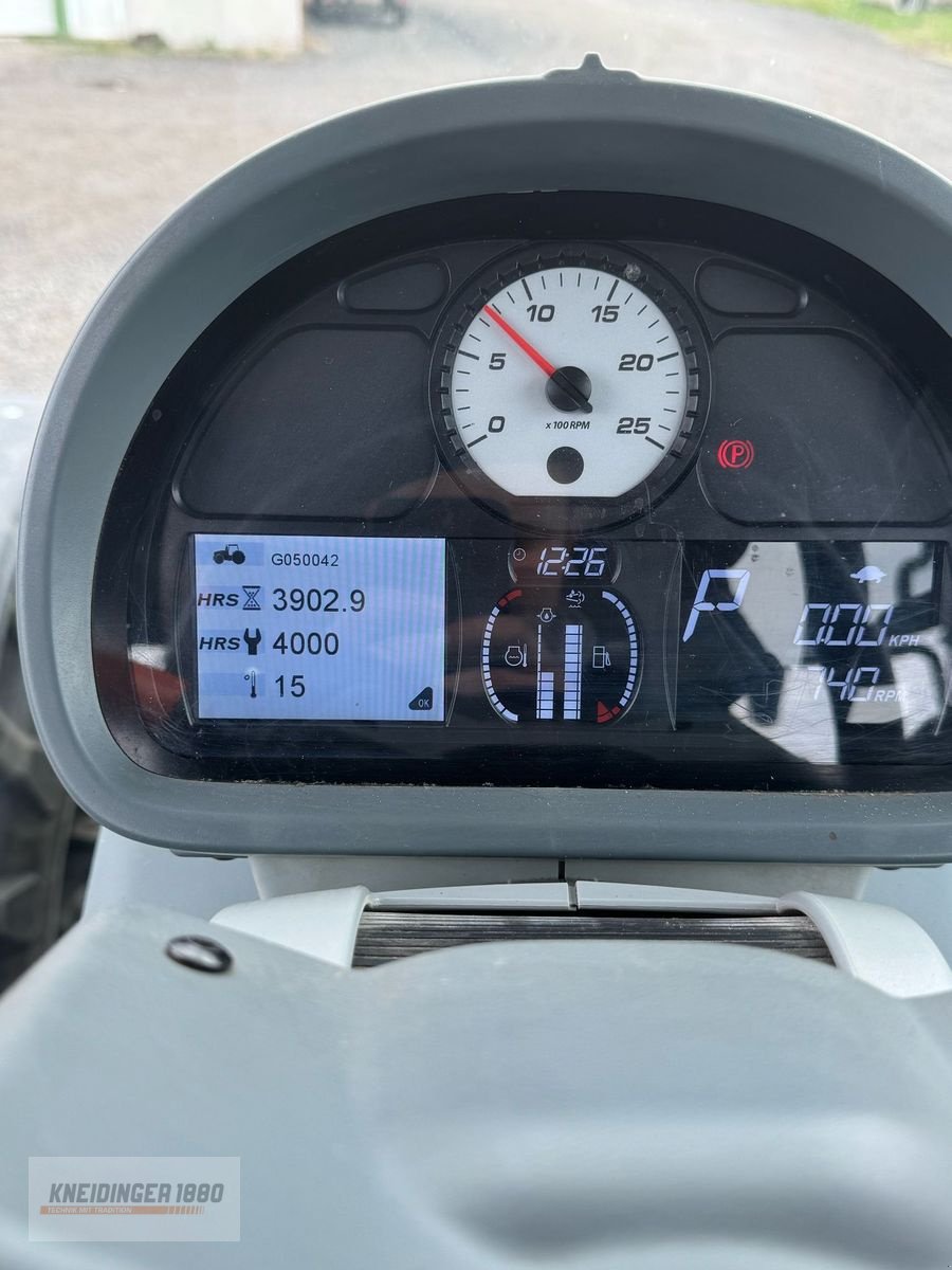 Traktor of the type Valtra S 374, Gebrauchtmaschine in Altenfelden (Picture 15)