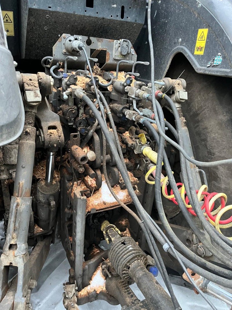 Traktor a típus Valtra S 374, Gebrauchtmaschine ekkor: Elmenhorst-Lanken (Kép 8)