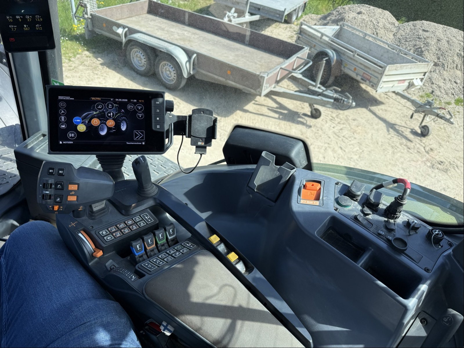 Traktor от тип Valtra S 376, Gebrauchtmaschine в Gadebusch (Снимка 13)