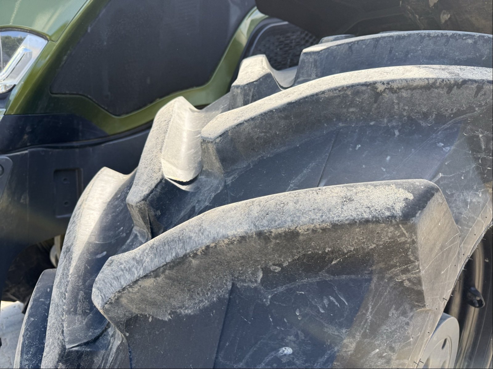 Traktor от тип Valtra S 376, Gebrauchtmaschine в Gadebusch (Снимка 16)