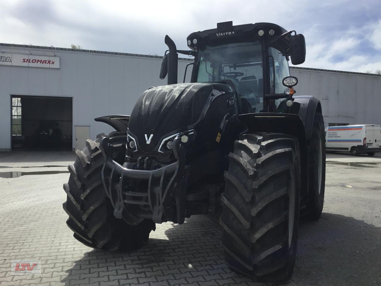 Traktor типа Valtra S 394 TW, Gebrauchtmaschine в Eggenfelden (Фотография 3)