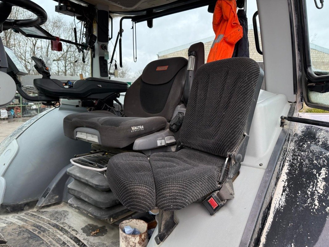 Traktor des Typs Valtra S 394, Gebrauchtmaschine in Bad Oldesloe (Bild 17)