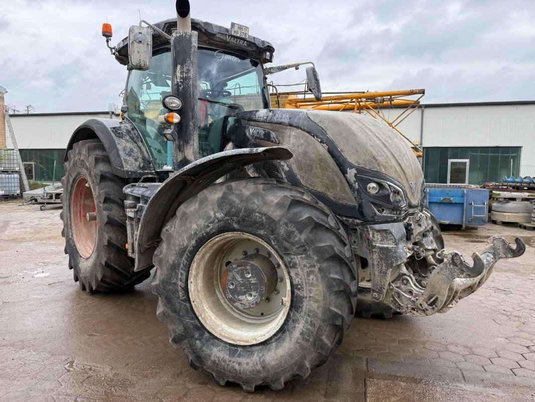 Traktor des Typs Valtra S 394, Gebrauchtmaschine in Bad Oldesloe (Bild 1)
