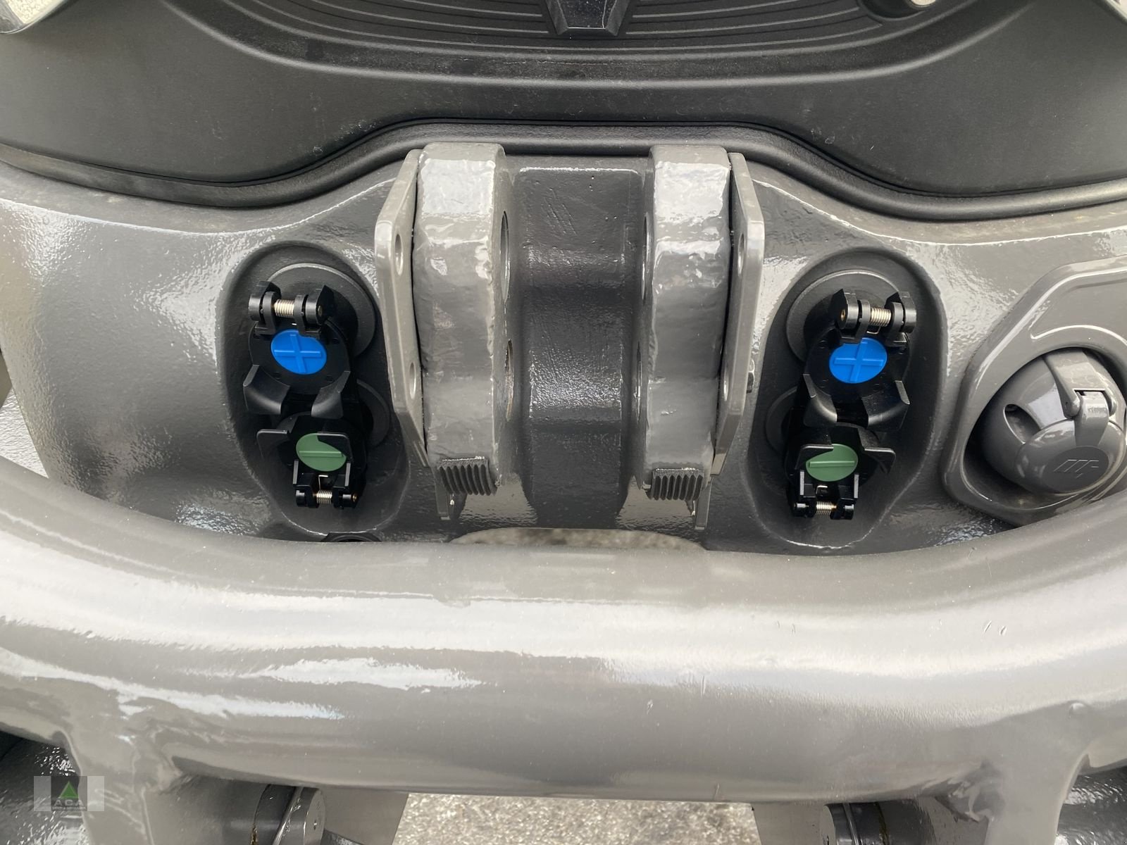 Traktor of the type Valtra S 416, Gebrauchtmaschine in Markt Hartmannsdorf (Picture 4)