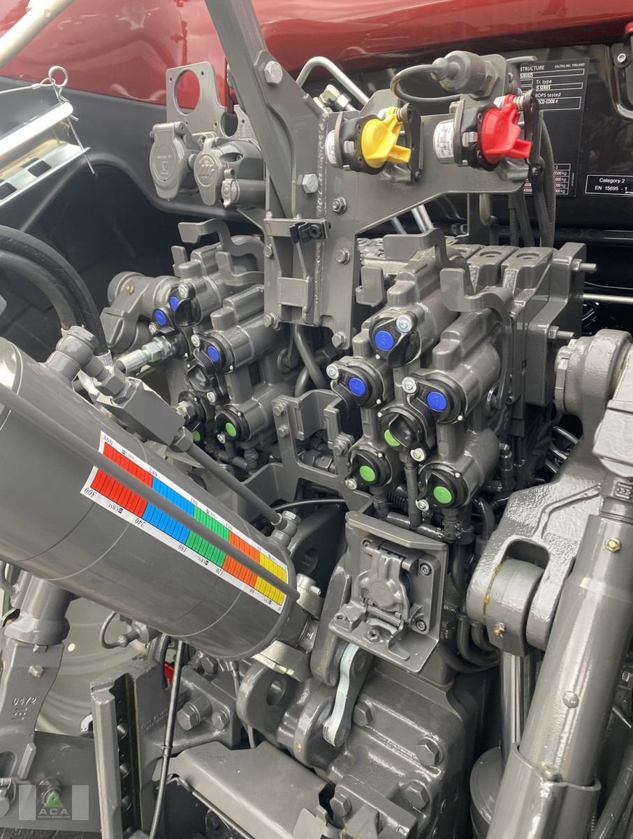 Traktor от тип Valtra S 416, Gebrauchtmaschine в Markt Hartmannsdorf (Снимка 5)