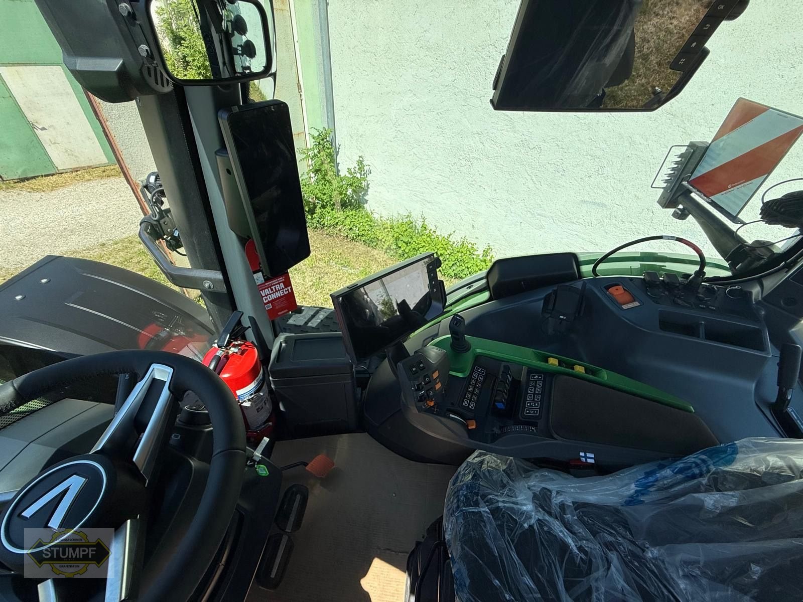 Traktor vrste Valtra S 416, Gebrauchtmaschine v Grafenstein (Slika 12)