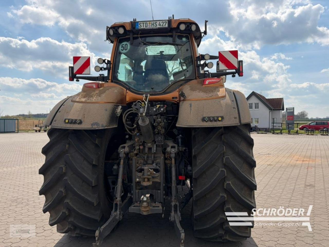 Traktor des Typs Valtra S 416, Neumaschine in Leizen (Bild 9)