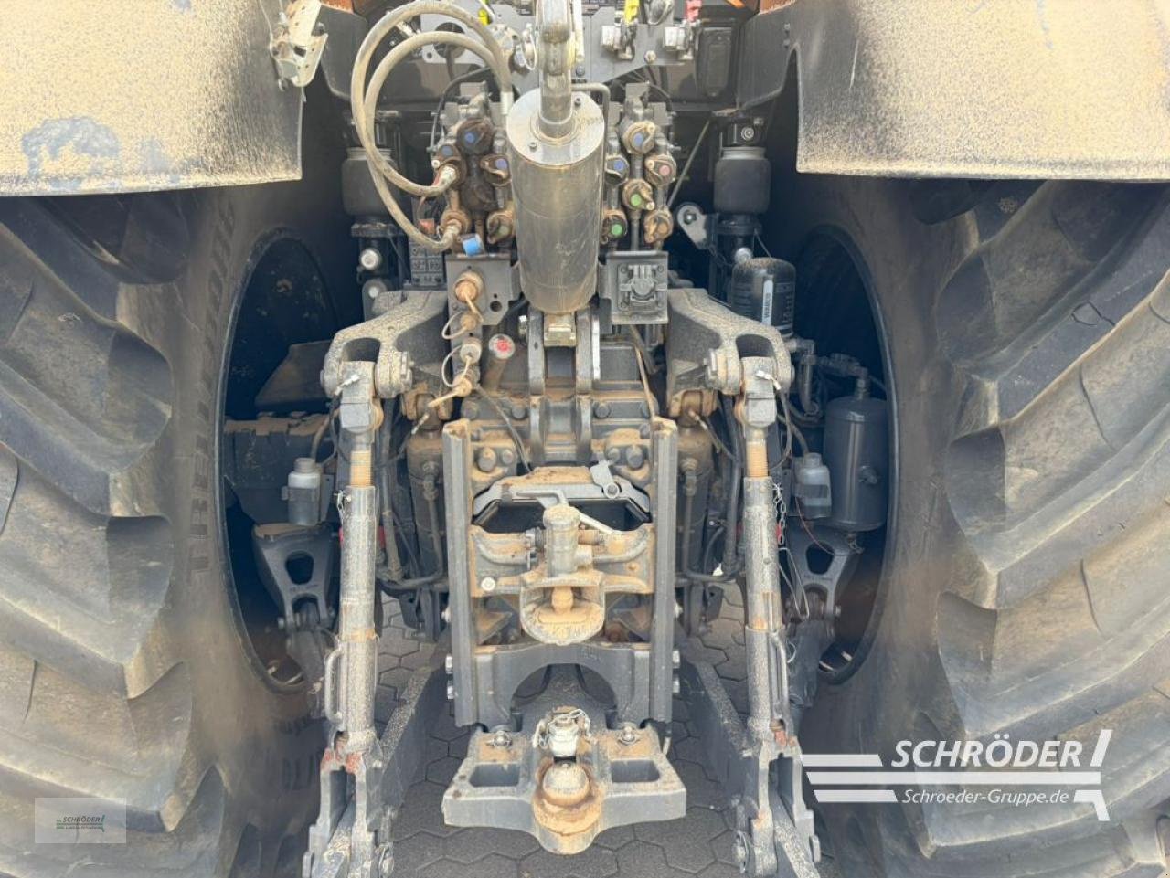 Traktor des Typs Valtra S 416, Neumaschine in Leizen (Bild 10)