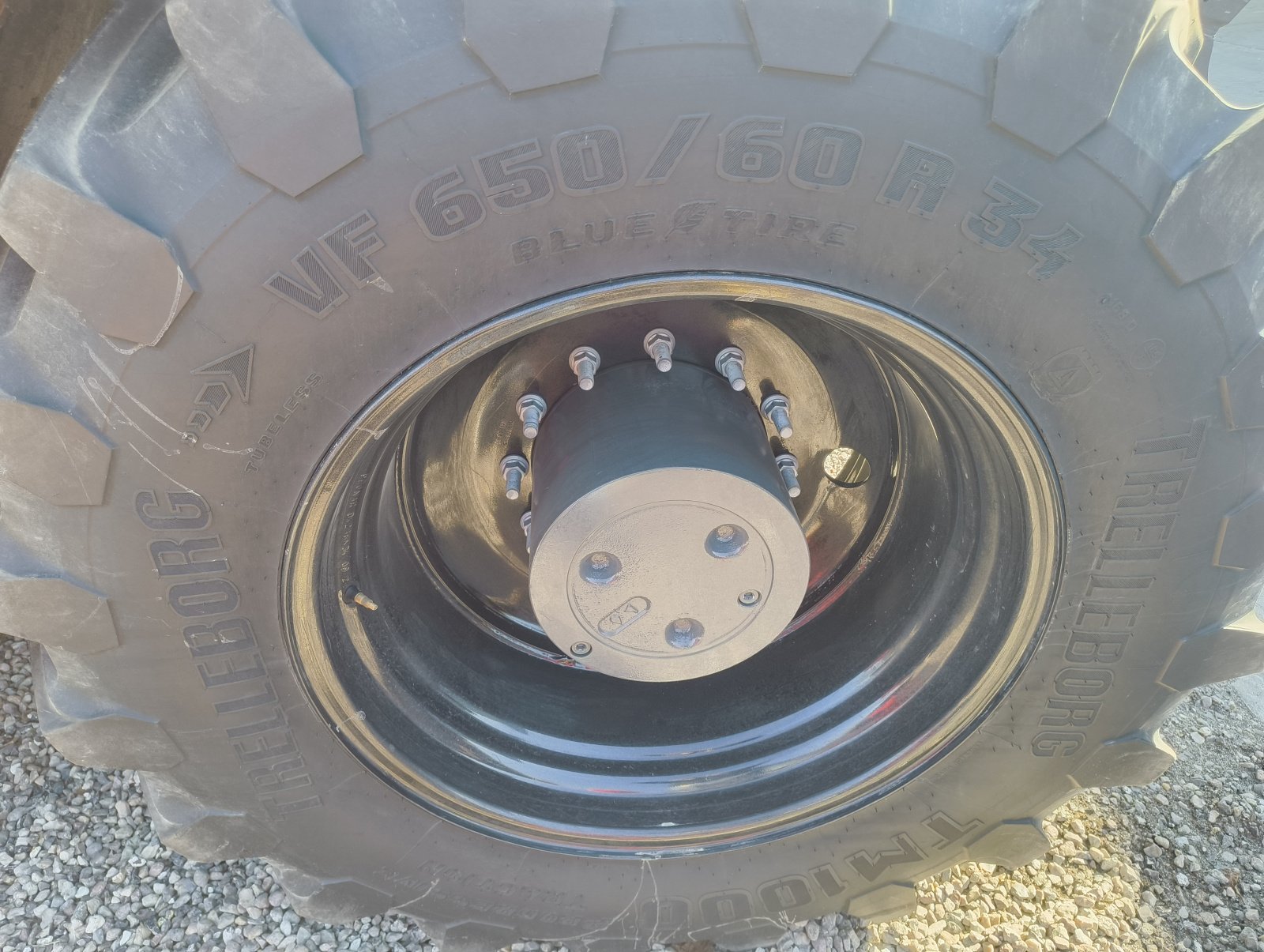 Traktor του τύπου Valtra S 416, Gebrauchtmaschine σε Eckernförde (Φωτογραφία 3)