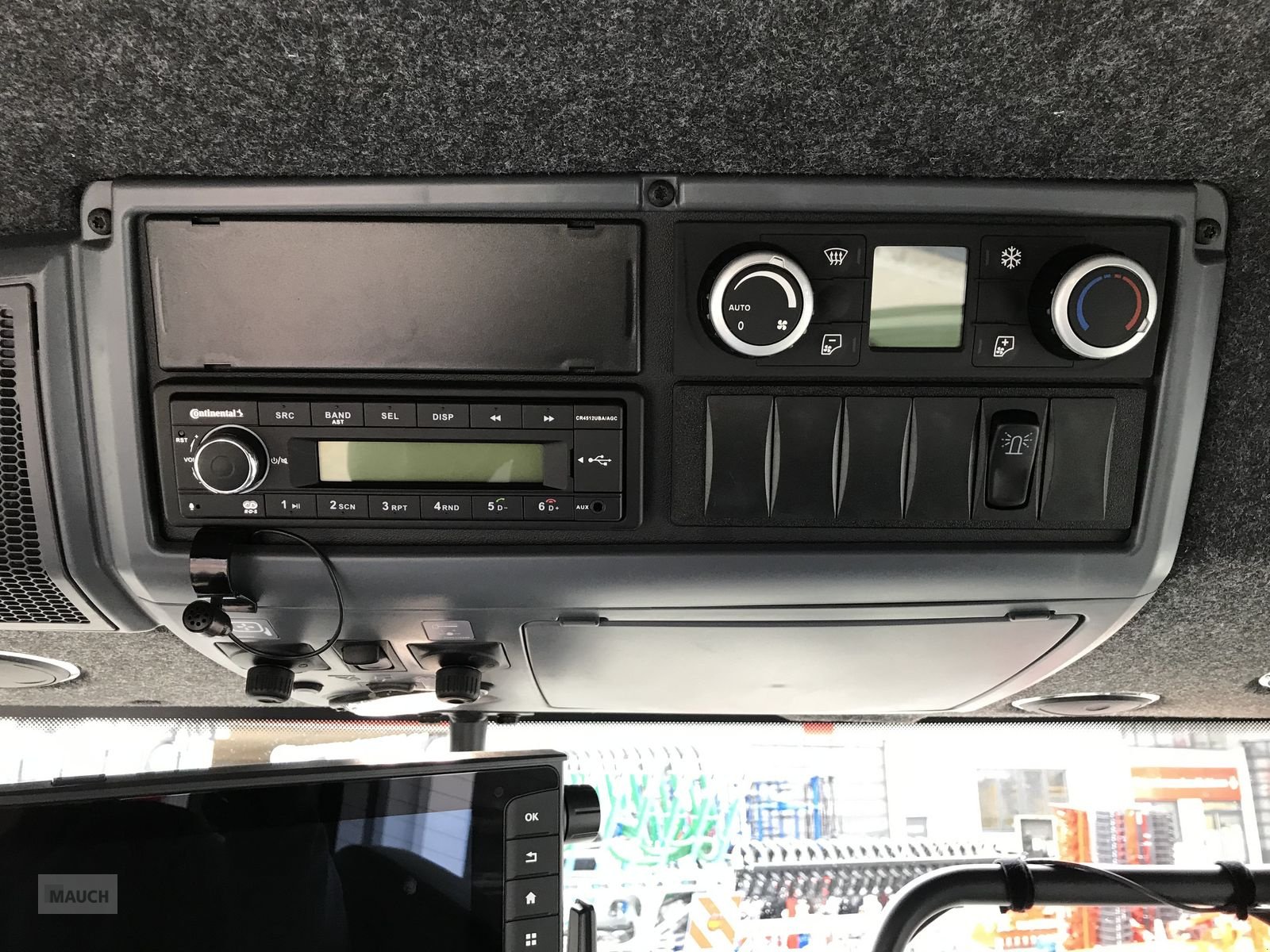 Traktor tipa Valtra S 416, Vorführmaschine u Burgkirchen (Slika 18)