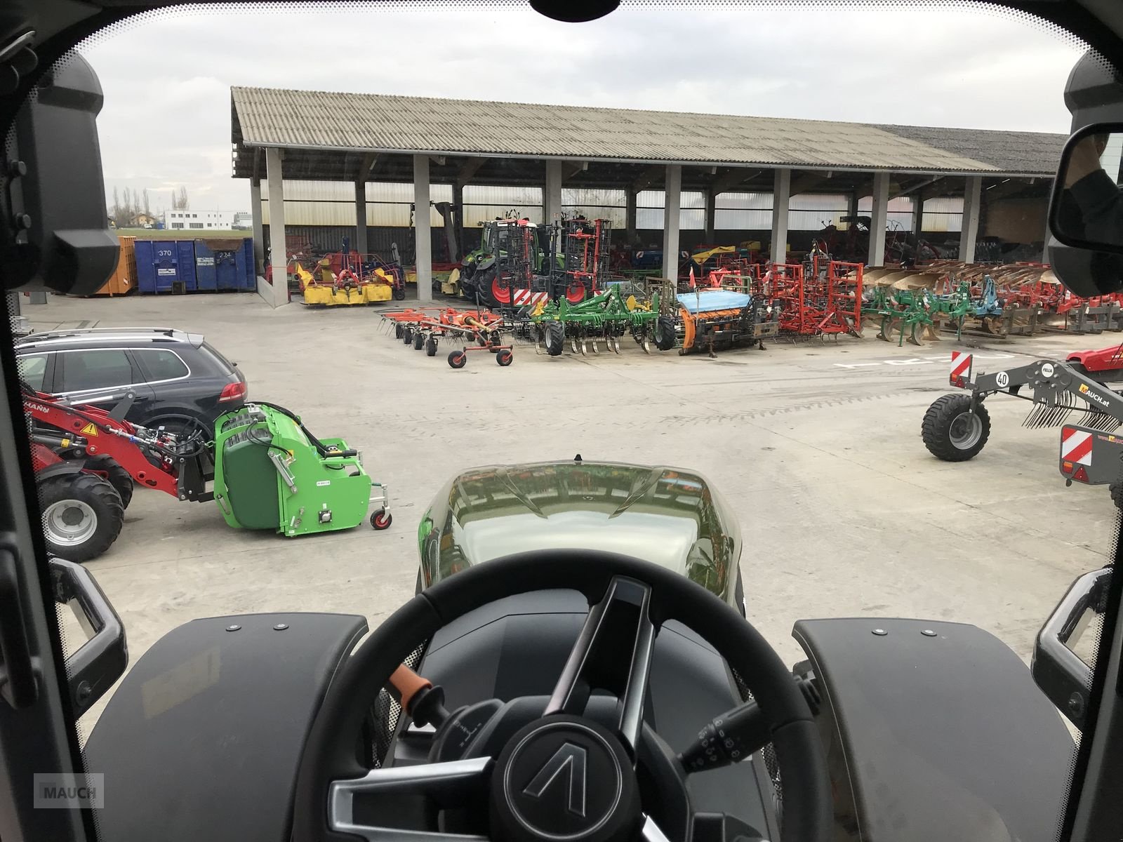 Traktor tipa Valtra S 416, Vorführmaschine u Burgkirchen (Slika 22)