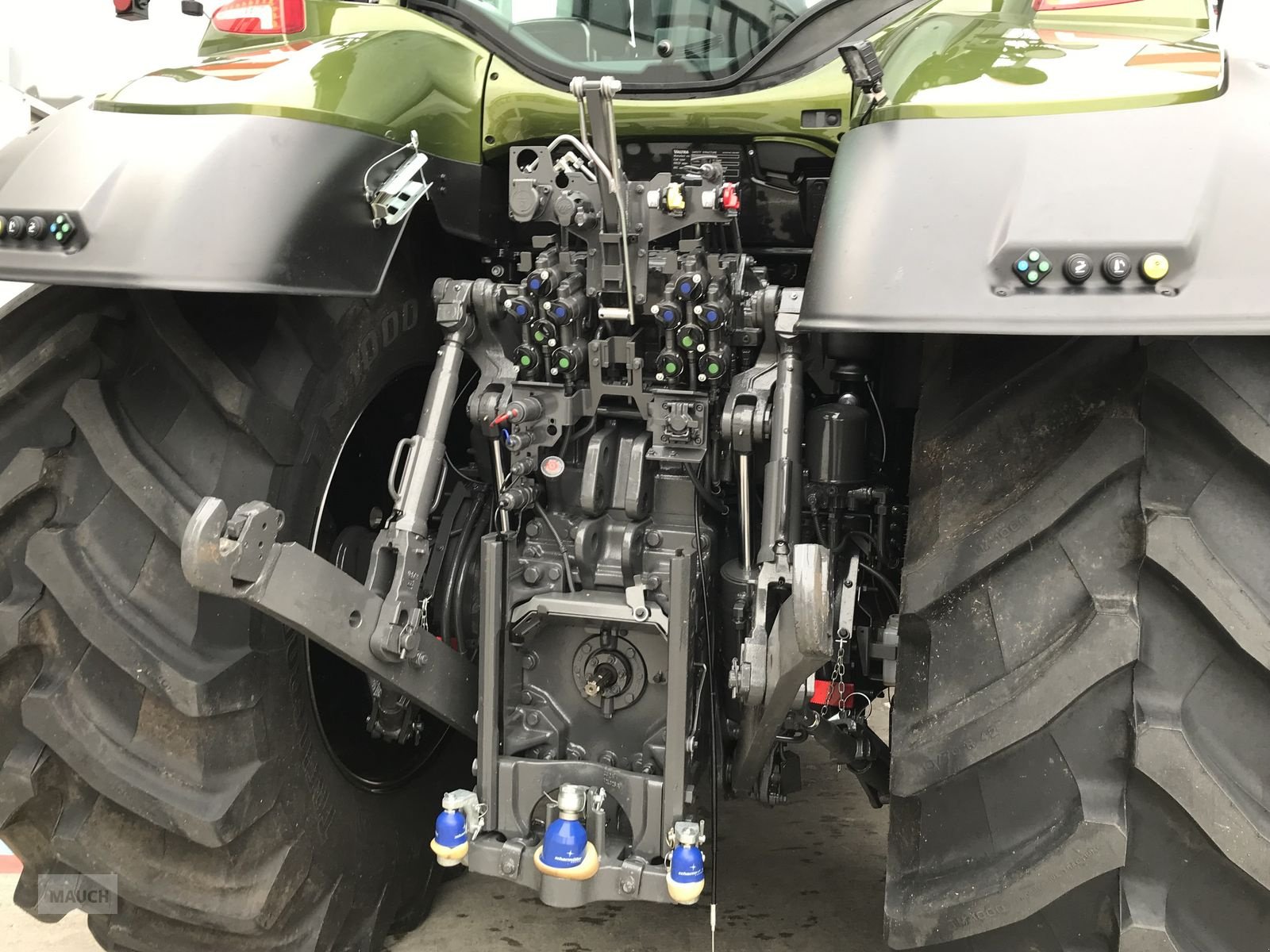 Traktor tipa Valtra S 416, Vorführmaschine u Burgkirchen (Slika 9)