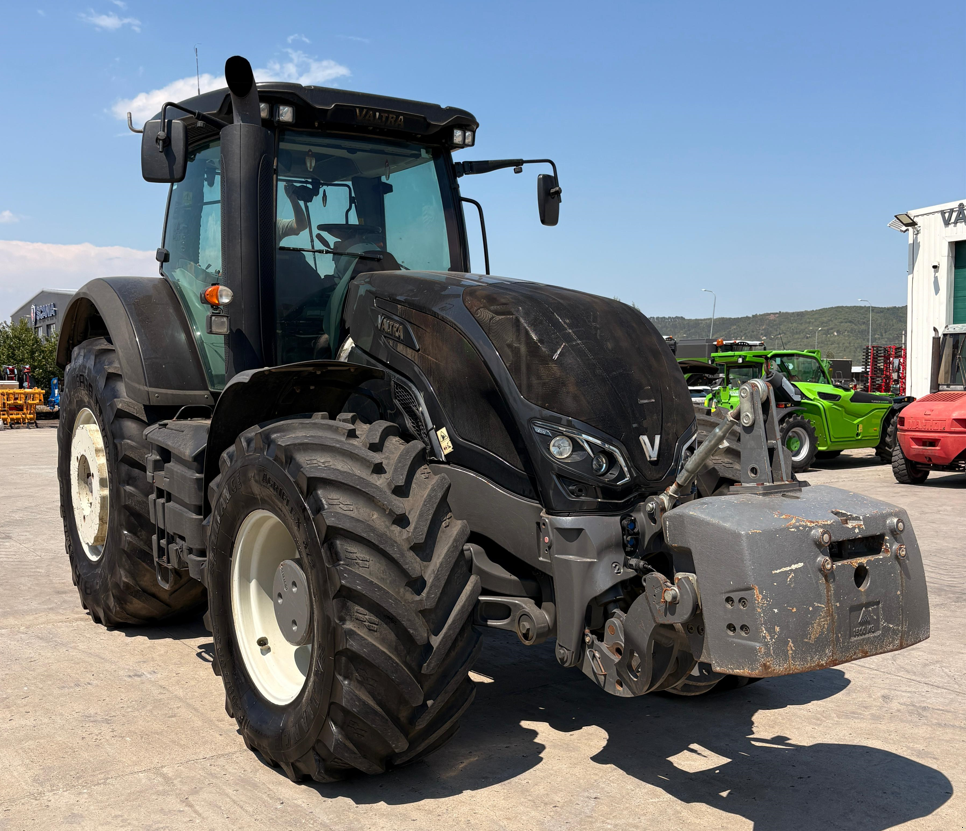 Traktor van het type Valtra S274, Gebrauchtmaschine in Orţişoara (Foto 1)