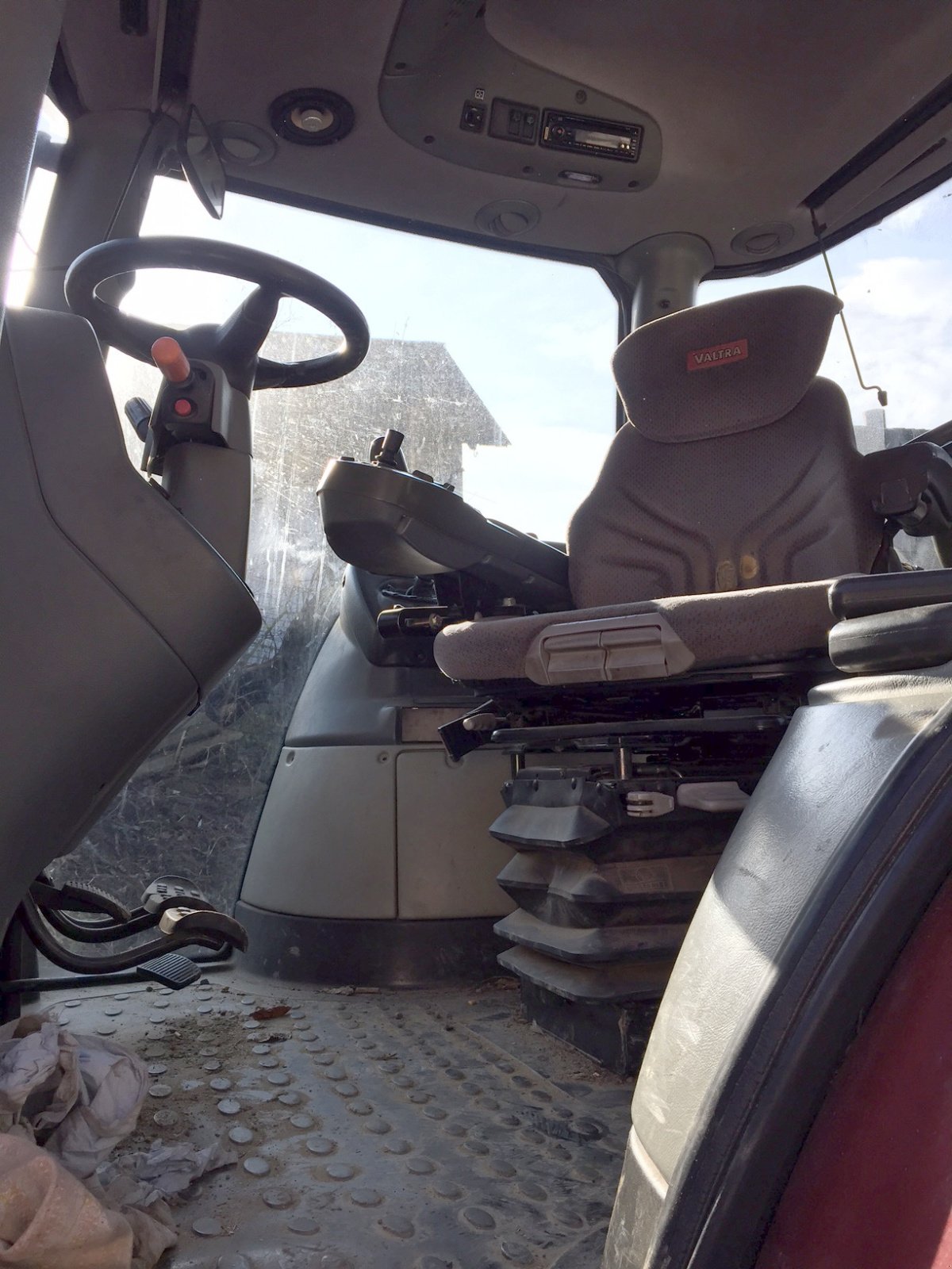 Traktor от тип Valtra S280, Gebrauchtmaschine в Viborg (Снимка 6)