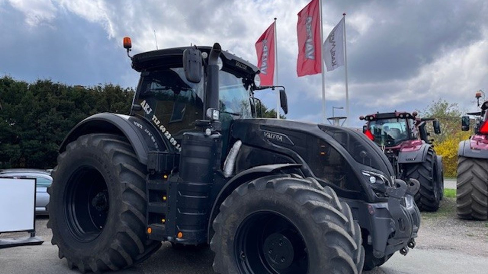 Traktor του τύπου Valtra S294, Gebrauchtmaschine σε Sakskøbing (Φωτογραφία 3)