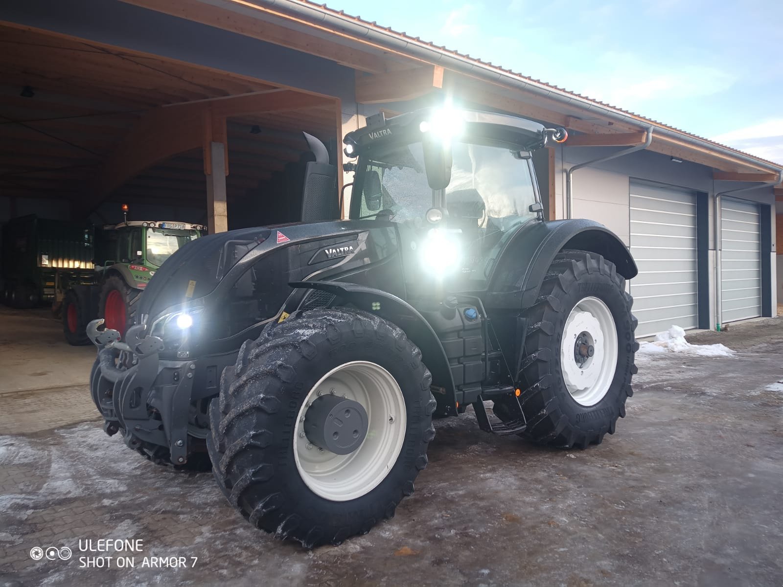 Traktor typu Valtra S294, Gebrauchtmaschine v Deggendorf (Obrázek 3)