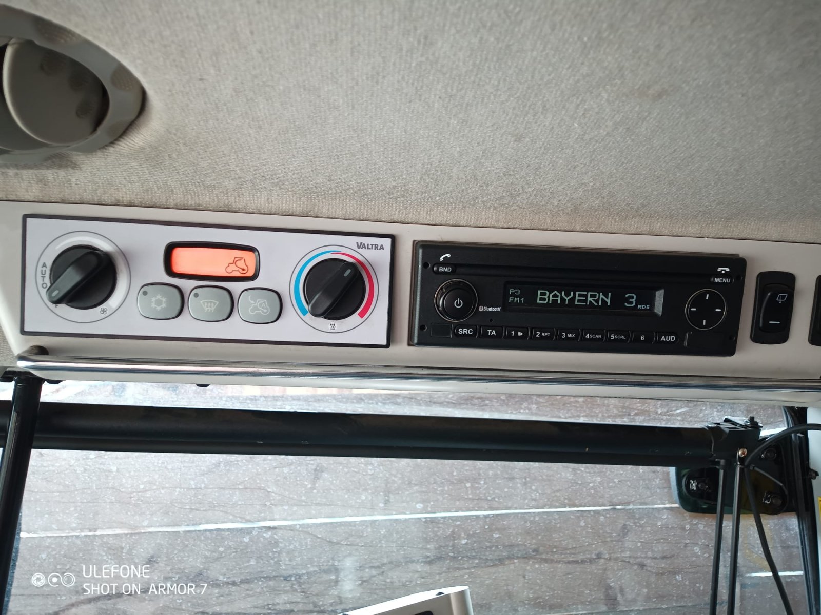 Traktor typu Valtra S294, Gebrauchtmaschine v Deggendorf (Obrázek 12)